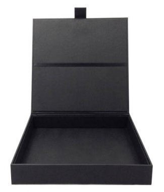 Белые бумажные упаковочные коробки для приема заказов