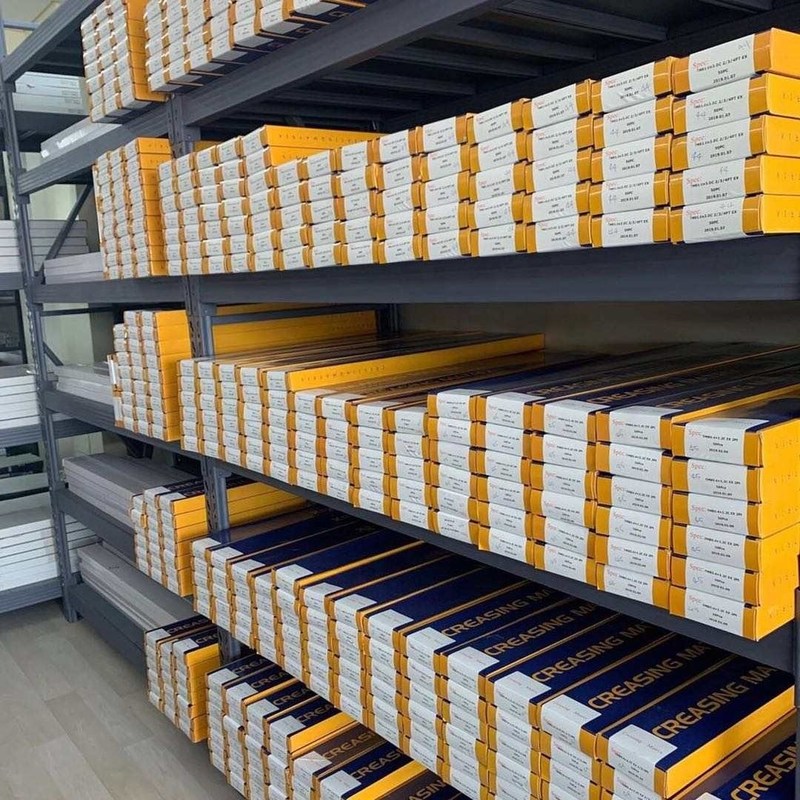 Высота канала 0,8 мм Пластмассовая режущая матрица GRB0,8 * 2,5 мм для резака