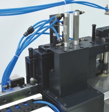 Видео Техническая поддержка Стальная штанга изгибатель для Graphic10 и стальной рулевой резки